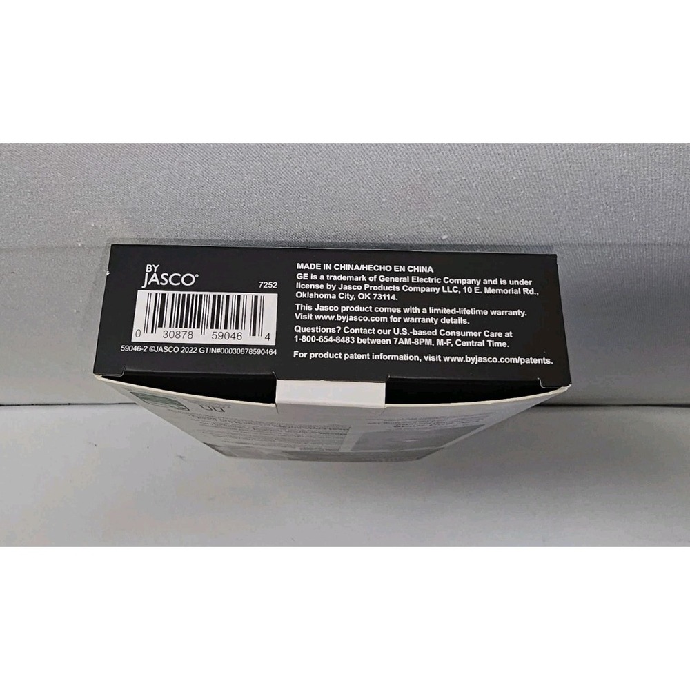 GE 59046 4-Device Universal Remote Control with Roku or Fire‎ TV Compartment - Picture 3 of 4